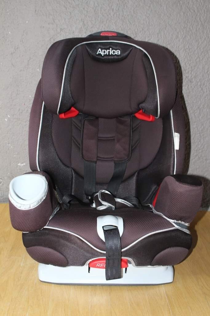 Aprica euro best sale harness car seat