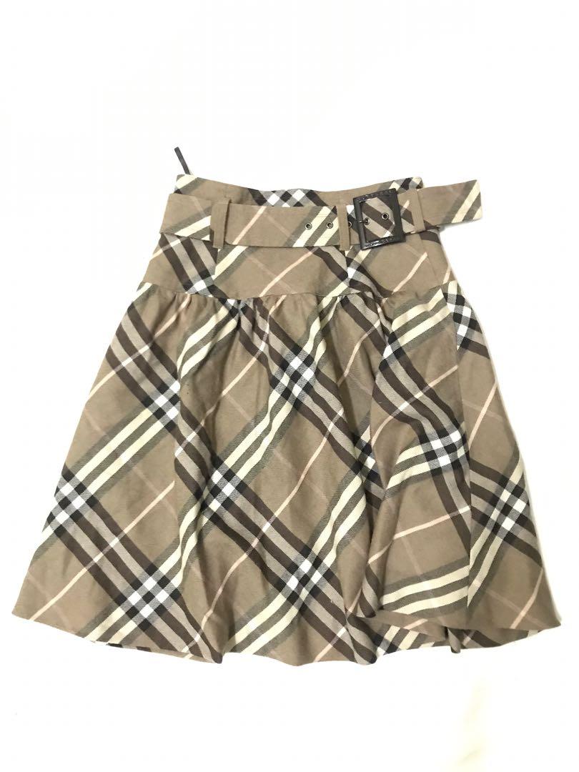 Authentic Burberry skirt nova check made in japan, Women's Fashion,  Bottoms, Skirts on Carousell