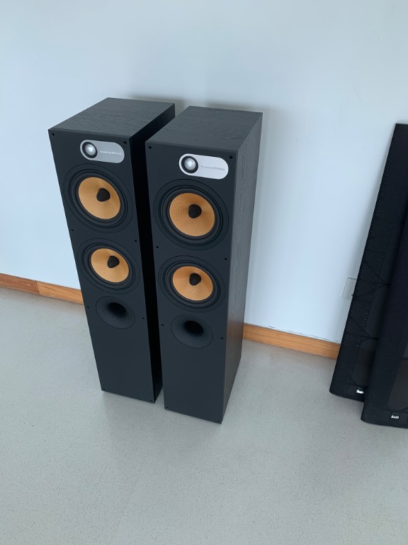 Bowers Wilkins 684 speakers