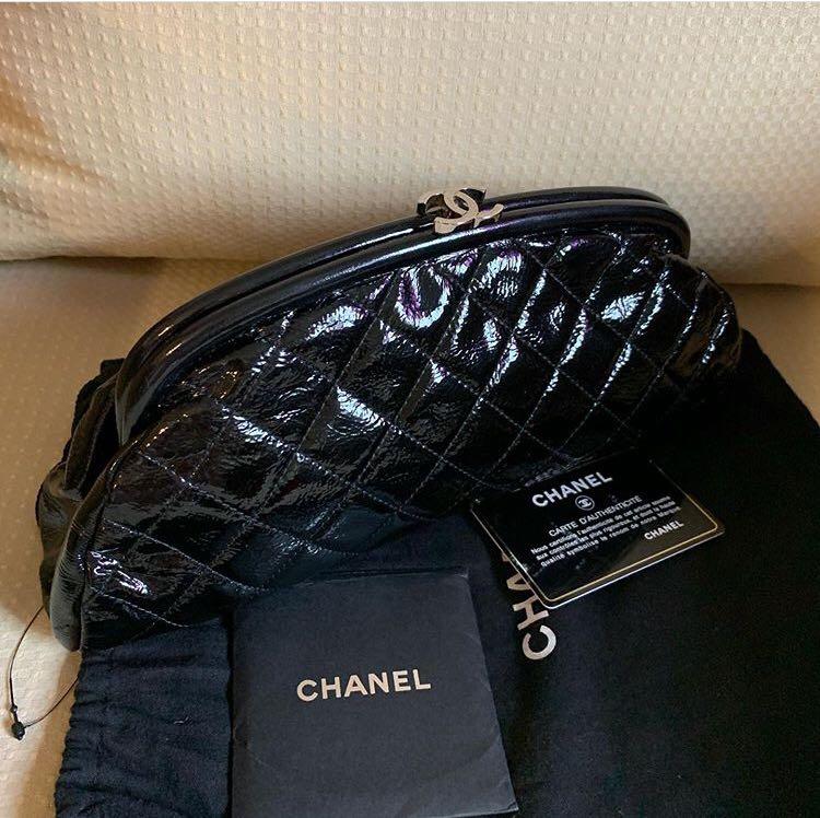 chanel kisslock clutch
