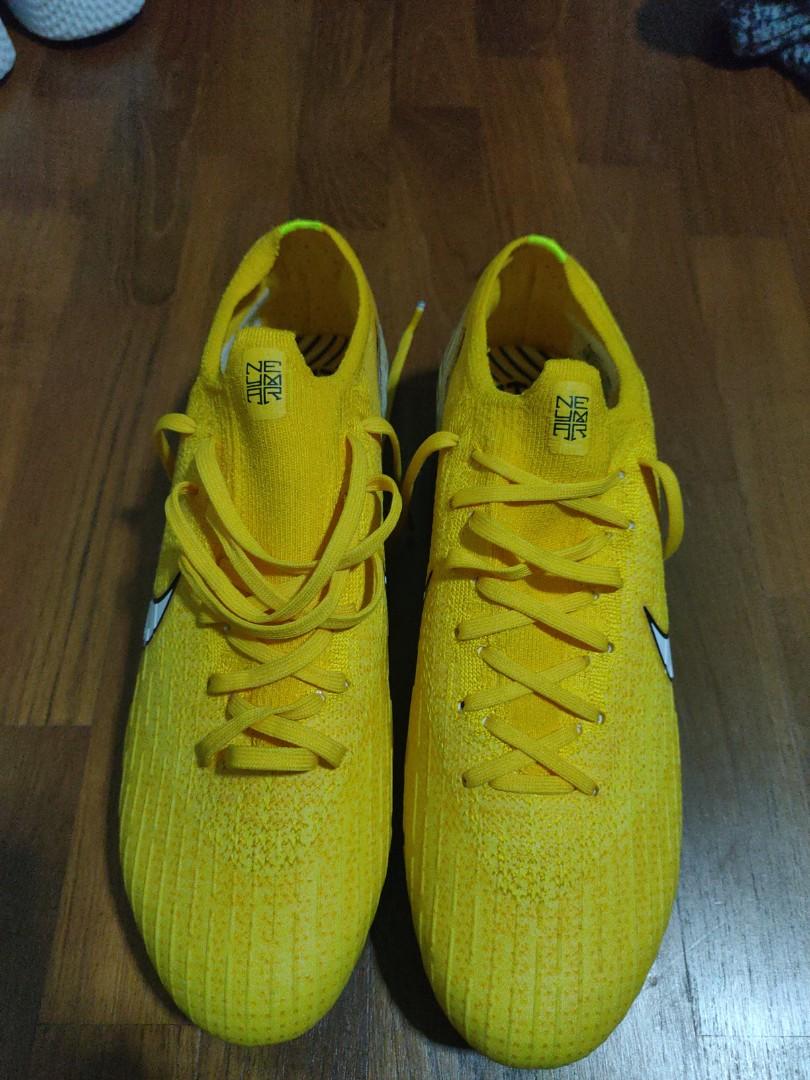 nike mercurial vapor size 5
