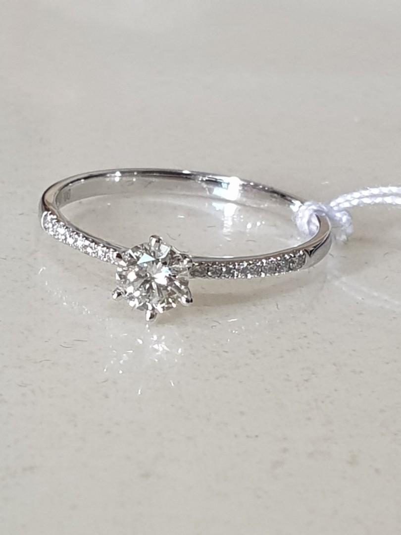 Genuine Proposal Diamond Ring 0.3ct (Authentic), Women's Fashion 