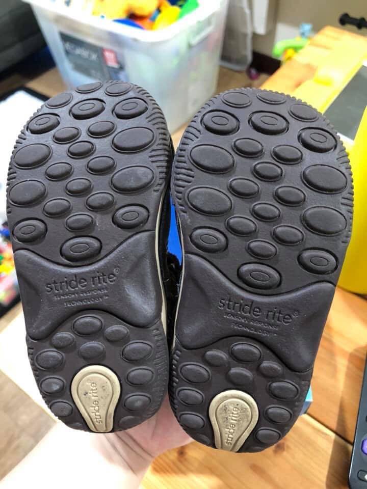 Stride Rite for boys (Category: Babies & Kids Fashion) located in Pasig City. Submitted by batchimallari (Listing ID 268511822, Image 2). Description: 6 1/2 W.