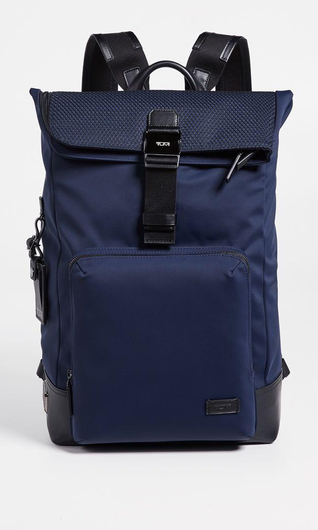 tumi harrison oak