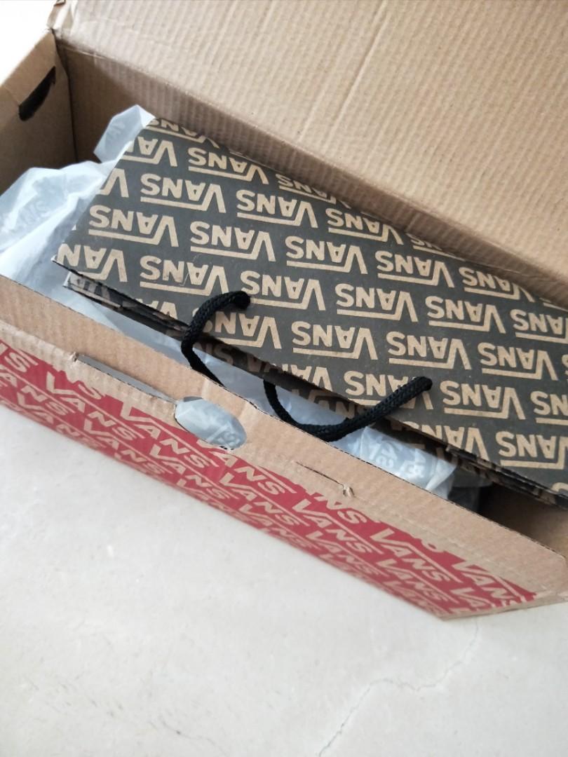 Vans empty shoe box Everything Else on Carousell