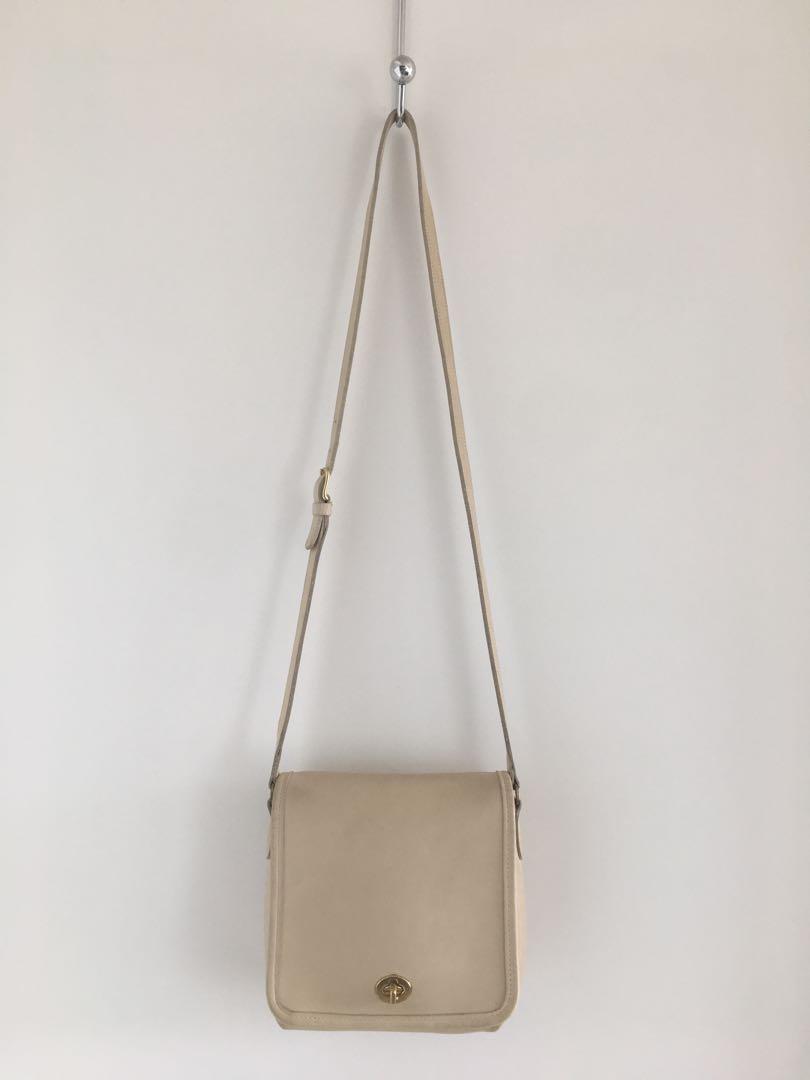 Side 2024 purse coach