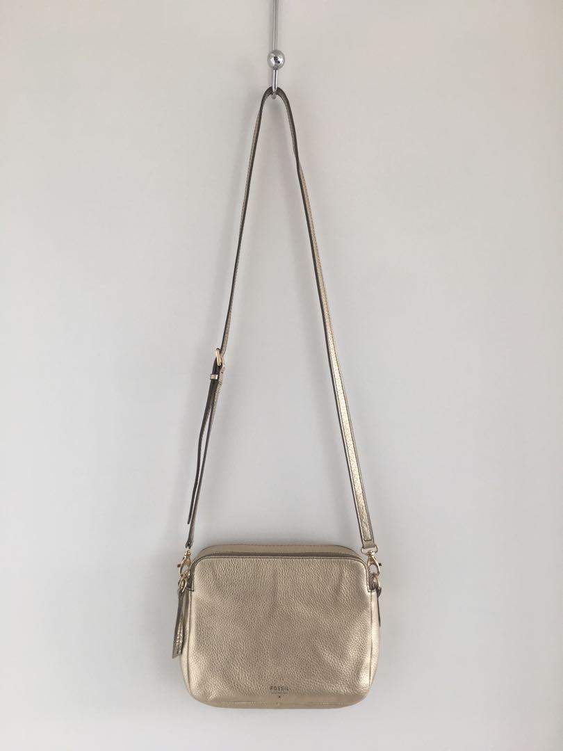 Gold fossil purse discount