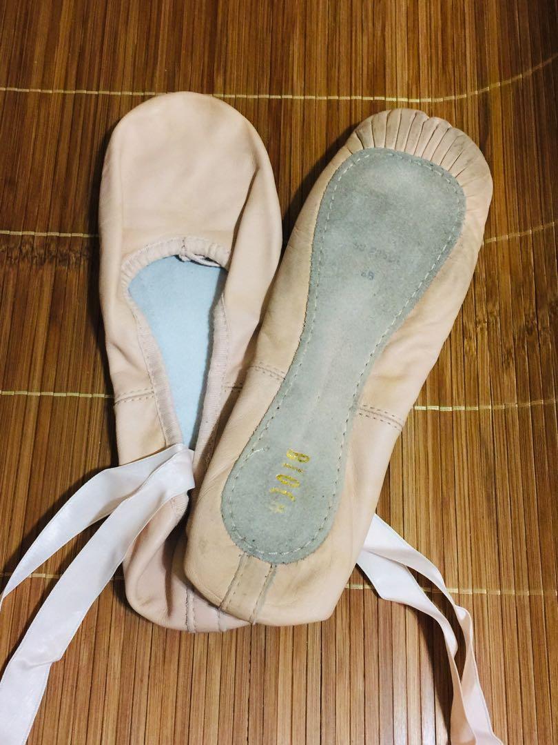 Ballet BLOCH Ballet Slippers Soft Shoes RAD Carousell