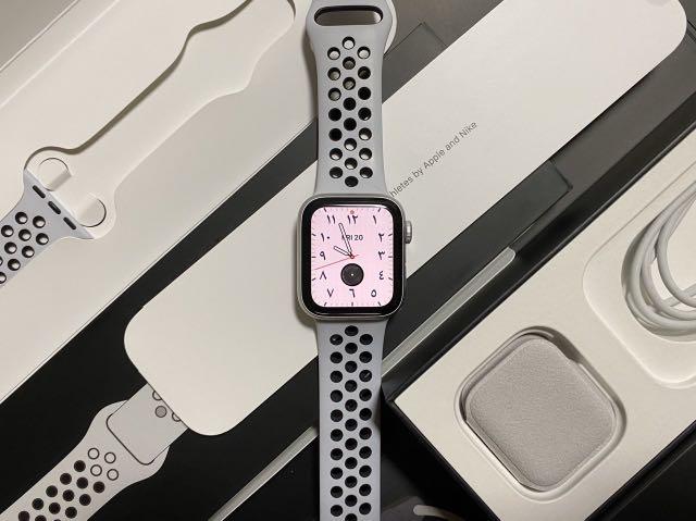 Apple Watch Series 4 40mm Nike Men S Fashion Watches On Carousell