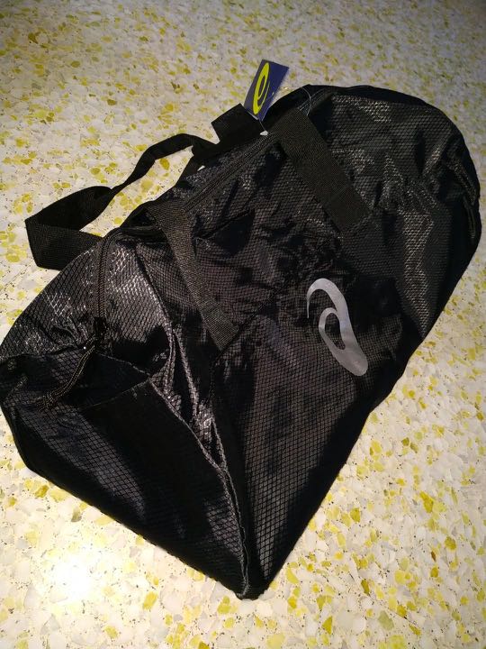 asics duffle bag