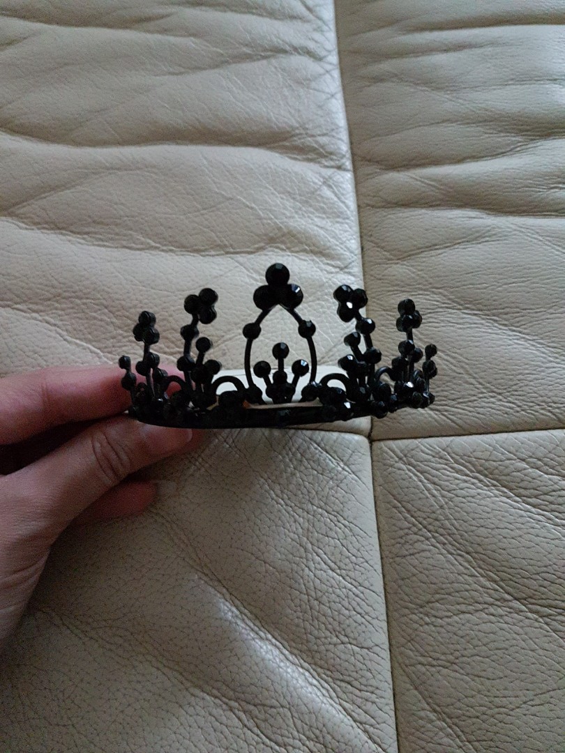 Lovisa Black crown tiara, Women's Fashion, Watches & Accessories, Hair Accessories on Carousell
