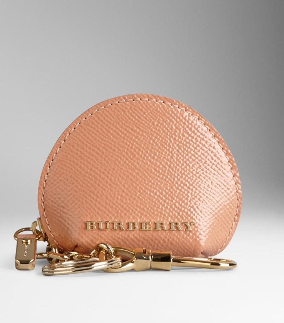 Burberry round coin purse top