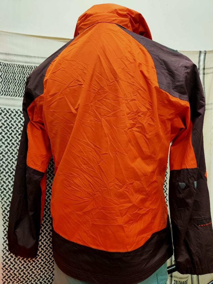 Center pole deals jacket price