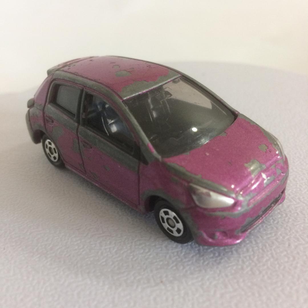 CFE132 2012 TOMY TOMICA 1 59 Mitsubishi Mirage Purple diecast