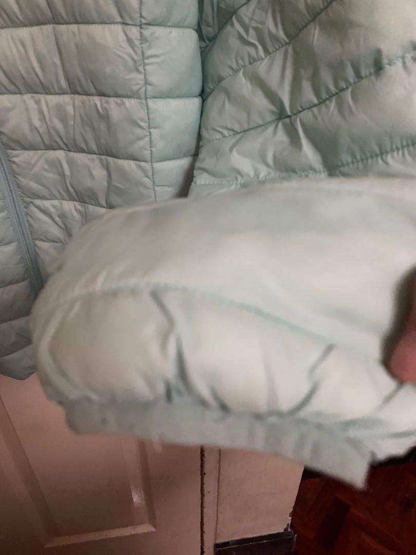 George Down Jacket (Category: Coats, Jackets and Outerwear) located in Taguig. Submitted by julski21 (Listing ID 268701683, Image 2). Description: .