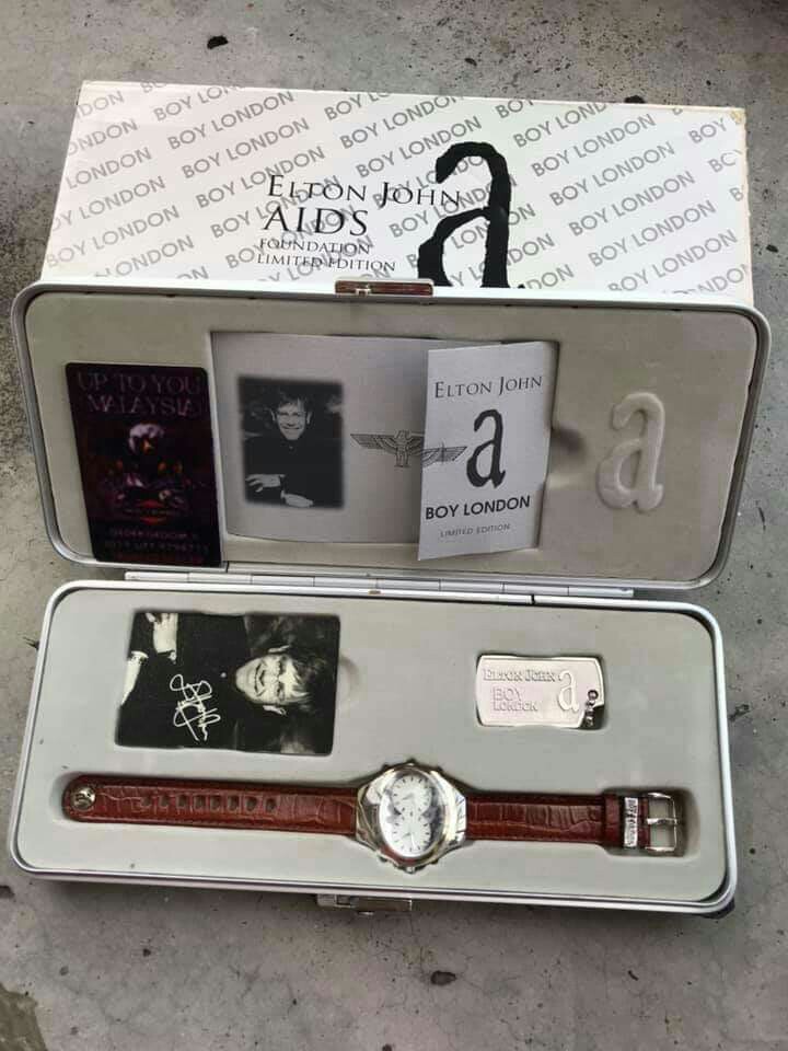 JAM BOY LONDON LIMITED ELTON JOHN WATCH, Men's Fashion, Watches