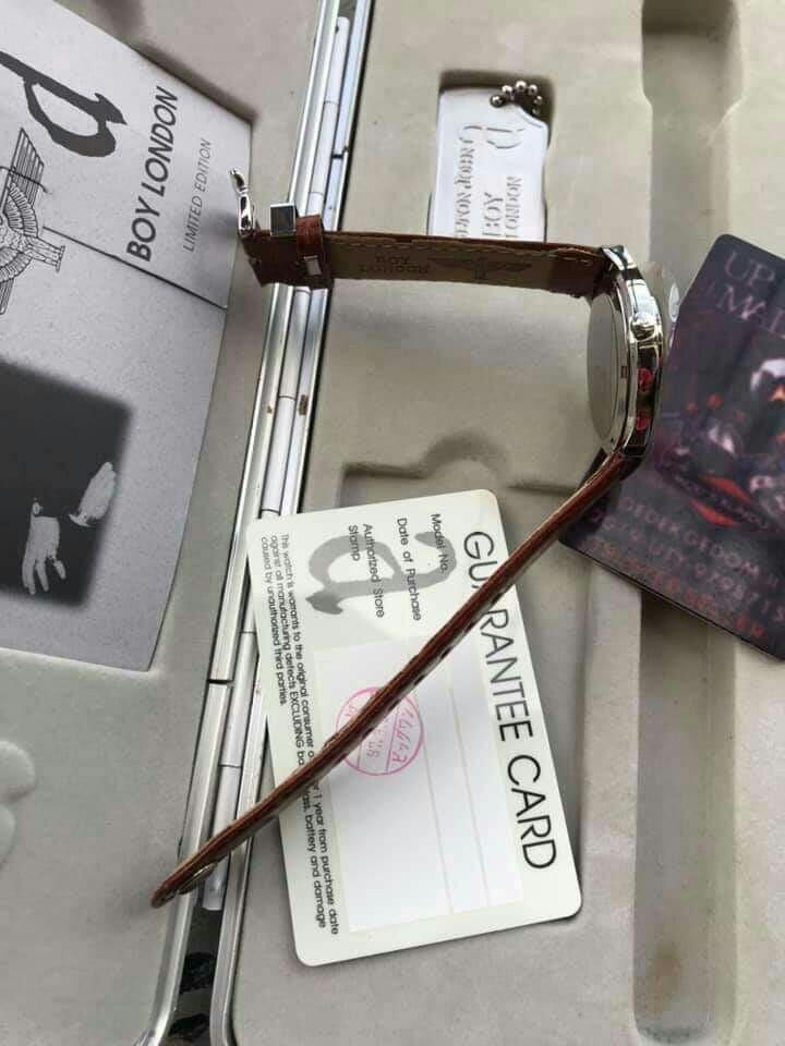 JAM BOY LONDON LIMITED ELTON JOHN WATCH, Men's Fashion, Watches