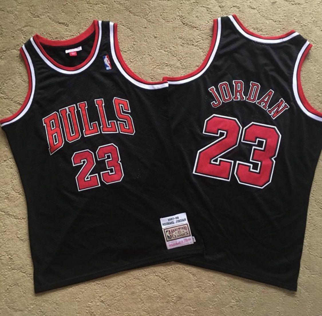 michael jordan throwback jersey chicago bulls