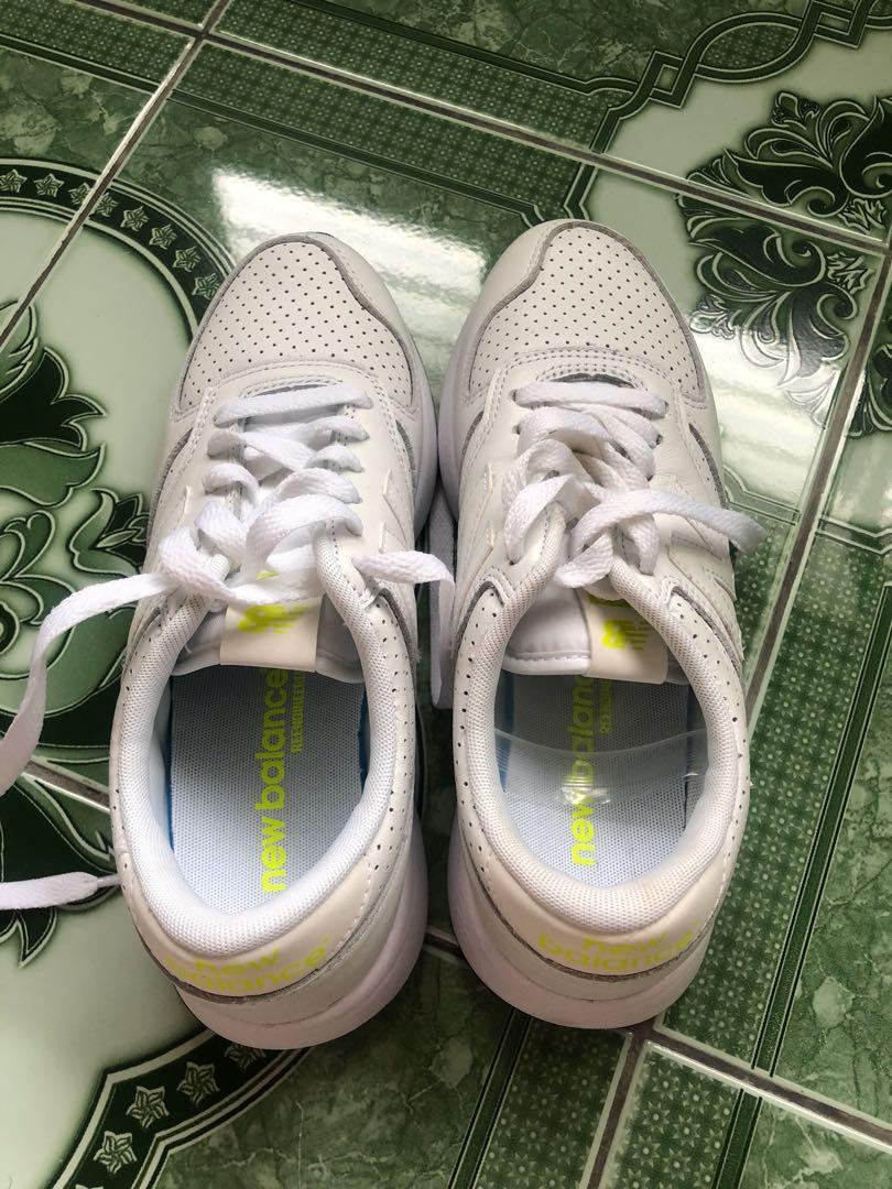 Clearance new balance shoes sales
