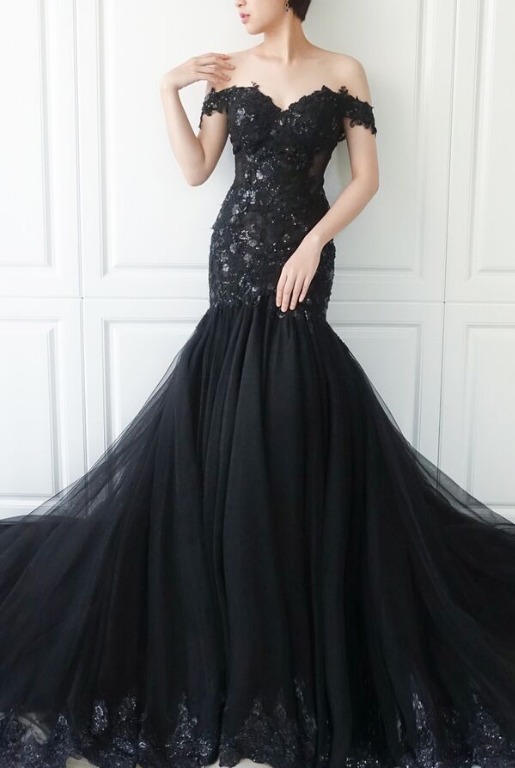 gown one shoulder