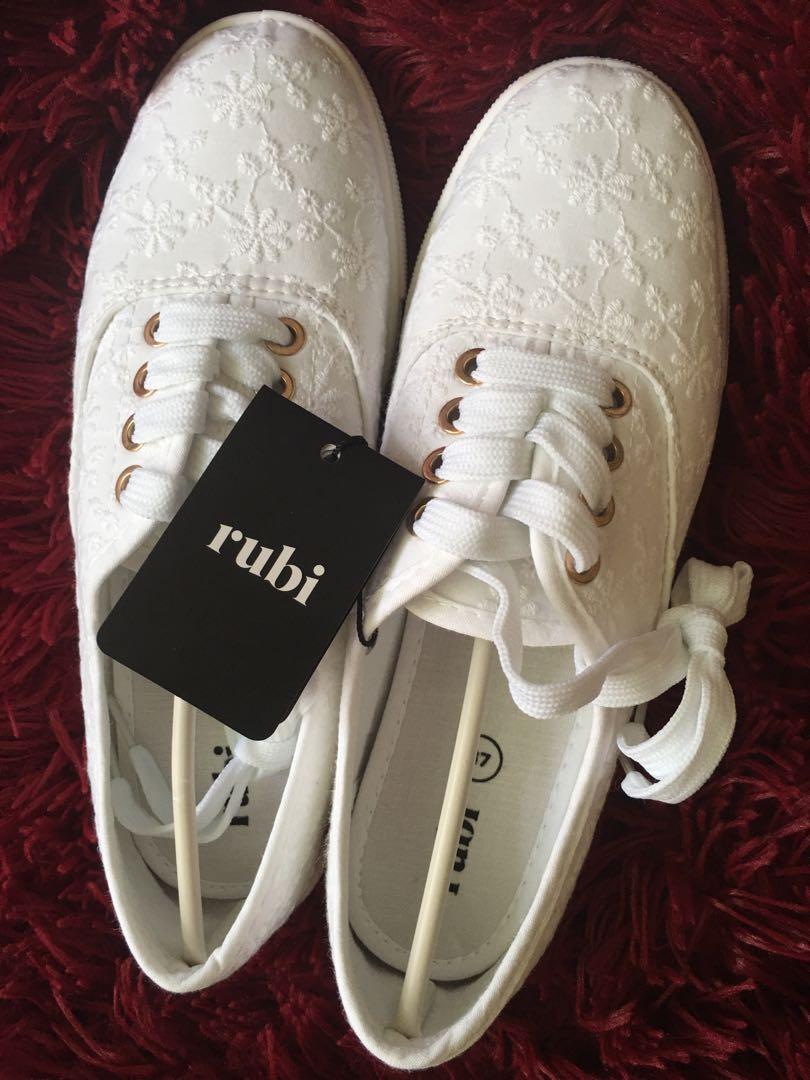 Rubi cheap juno plimsolls