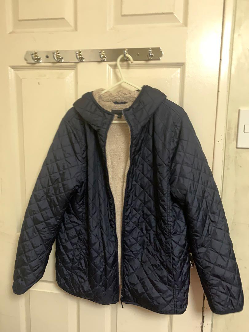 Uniqlo Jacket (Category: Coats, Jackets and Outerwear) located in Taguig. Submitted by julski21 (Listing ID 268702190, Image 1). Description: .