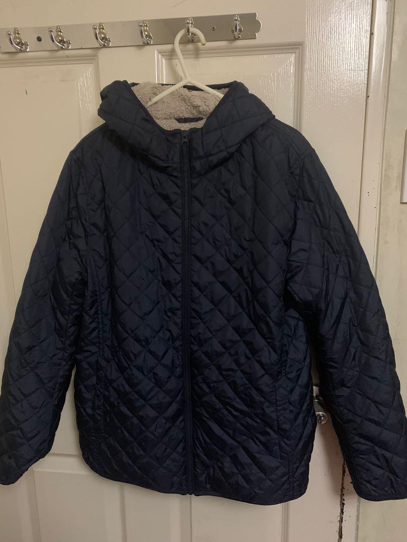 Uniqlo Jacket (Category: Coats, Jackets and Outerwear) located in Taguig. Submitted by julski21 (Listing ID 268702190, Image 2). Description: .