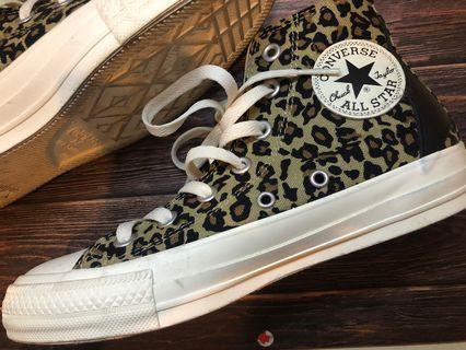 Worn Once! Converse Leopard Hi - size 37 / 4.5