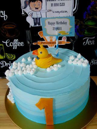 1st bday cake