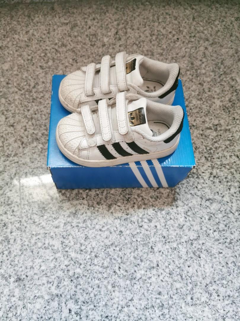 Adidas superstar youth size 13 top