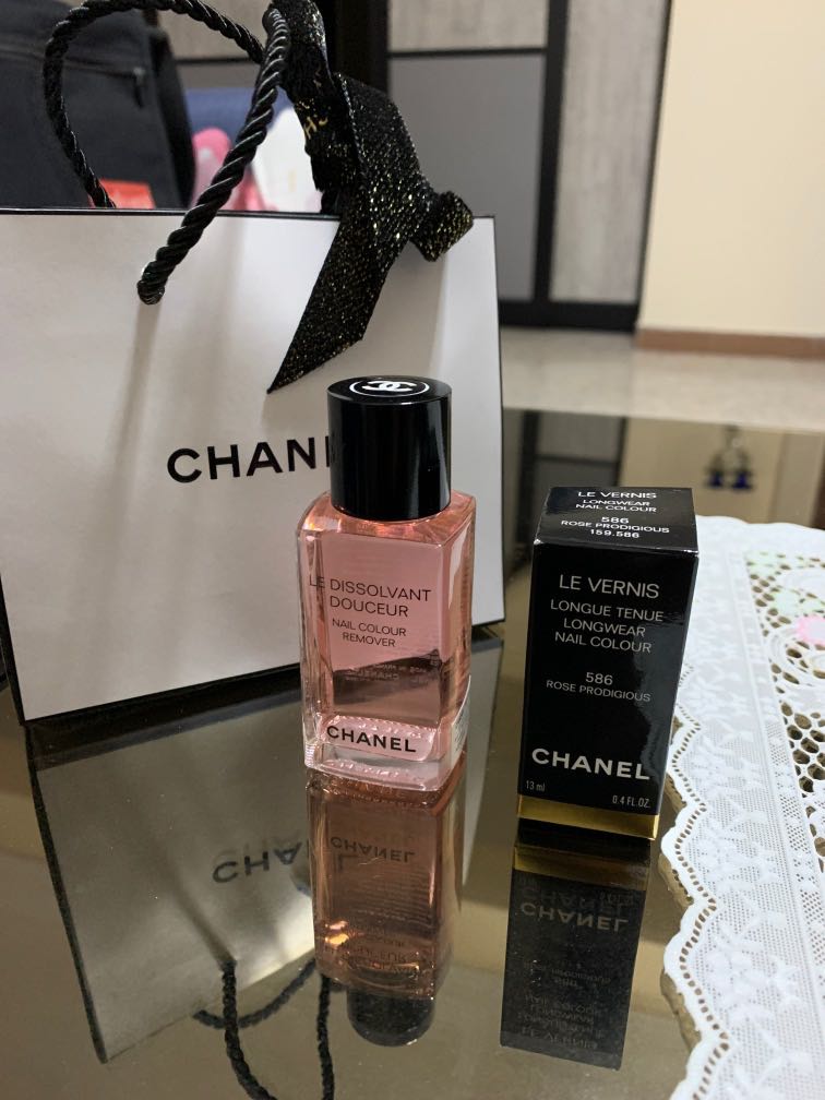 bænk repertoire Skabelse Chanel, Beauty & Personal Care, Hands & Nails on Carousell