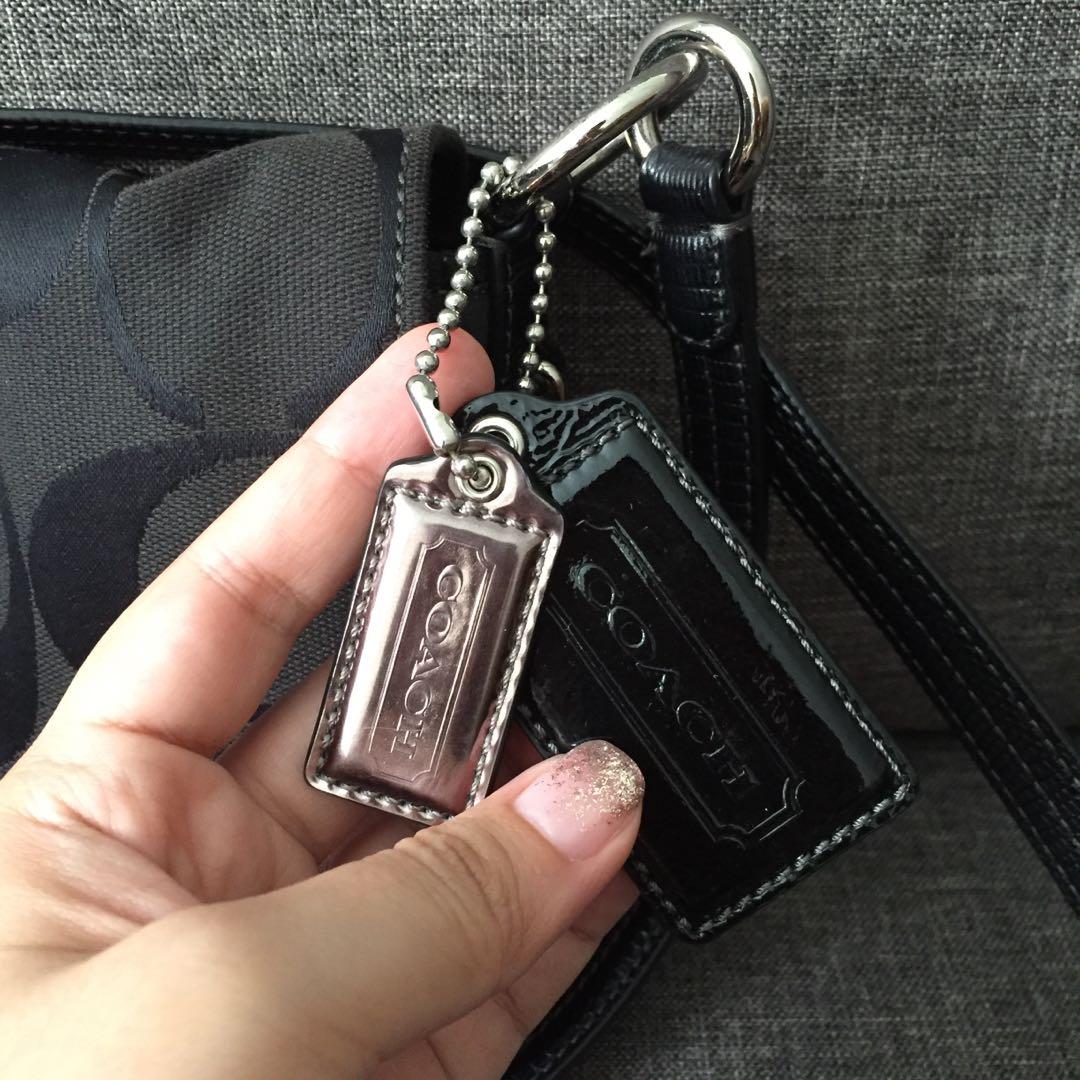 Coach signature chelsea crossbody hotsell