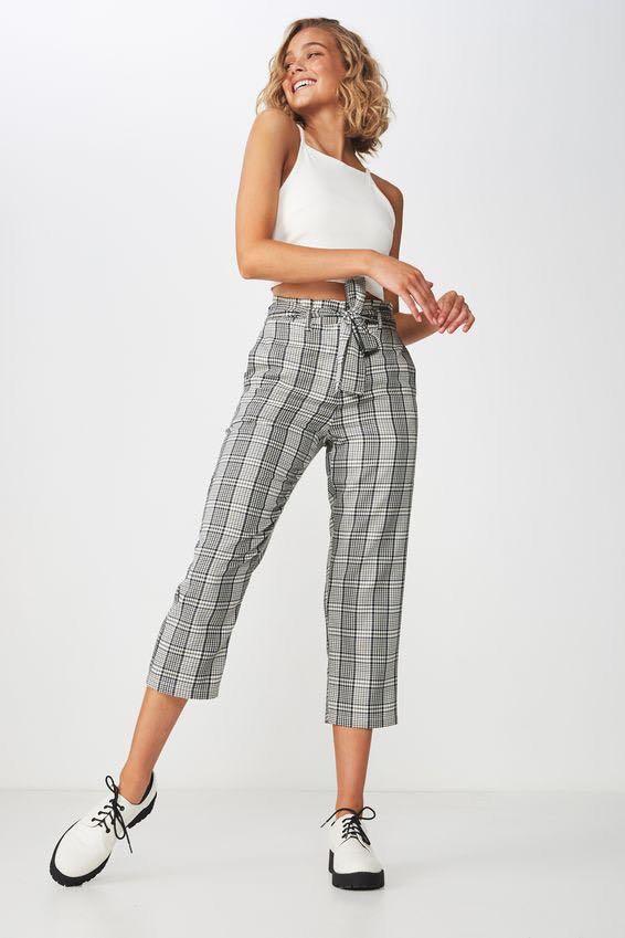 Cotton on Sharon checkered pants Women s Fashion Bottoms Other Bottoms on Carousell