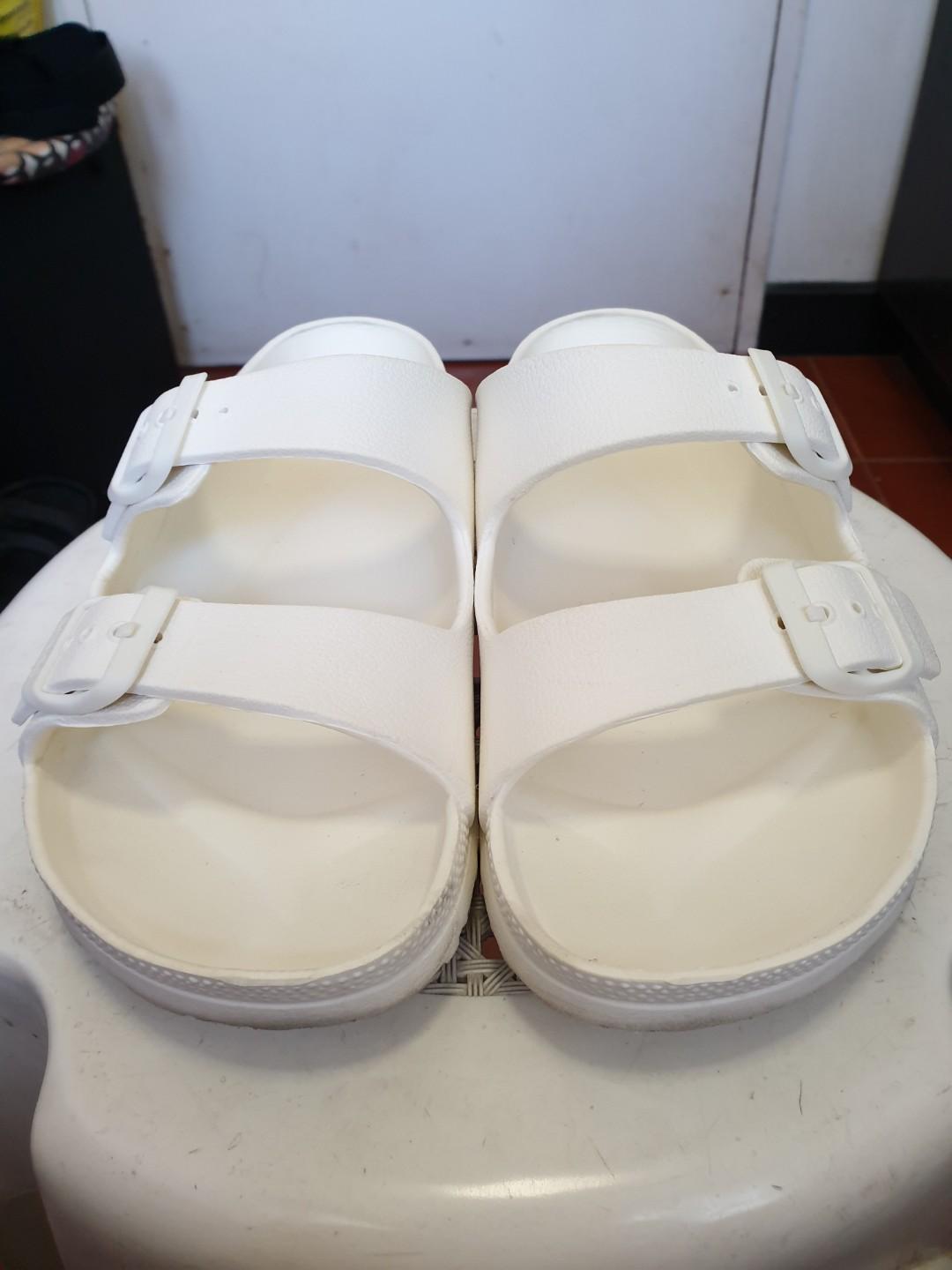 Sandal miniso slippers top