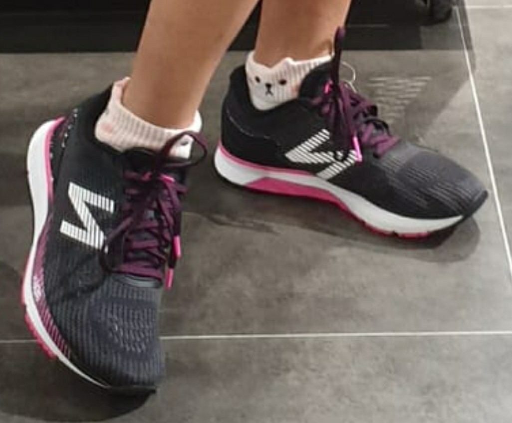new balance hanzo u womens