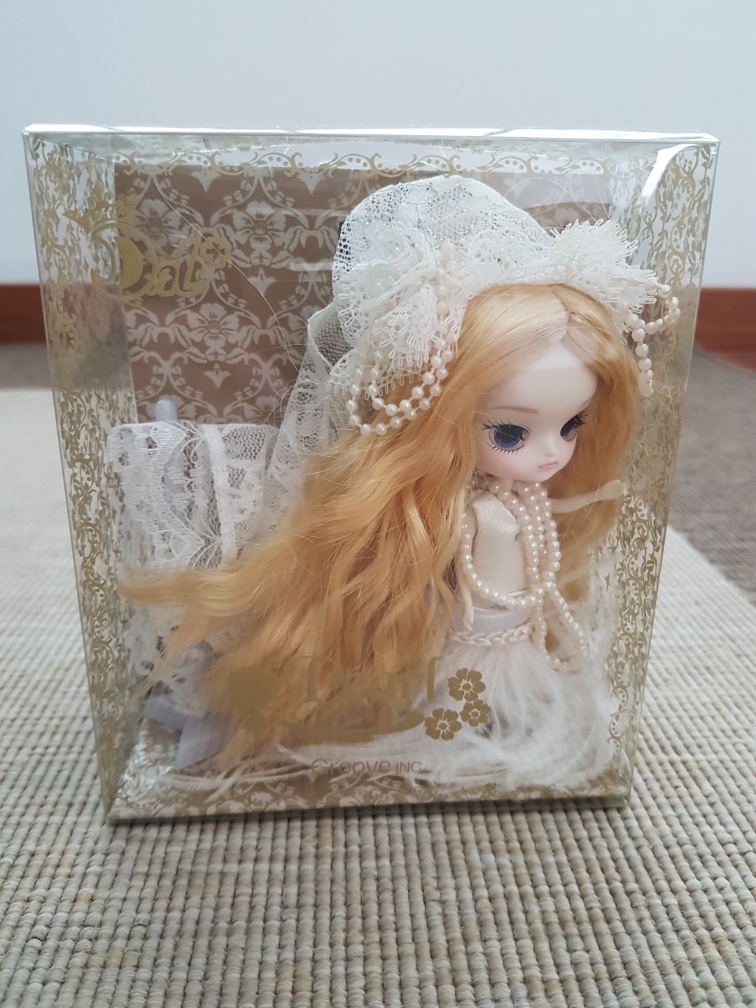 Little sales dal doll