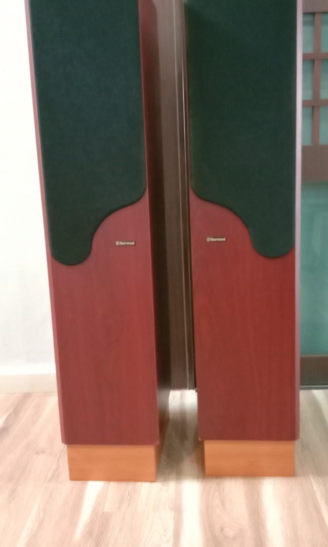 Sherwood floor standing speakers Outlet