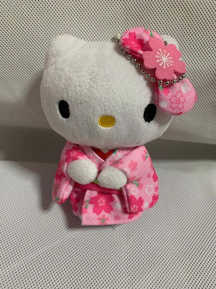 small hello kitty plush