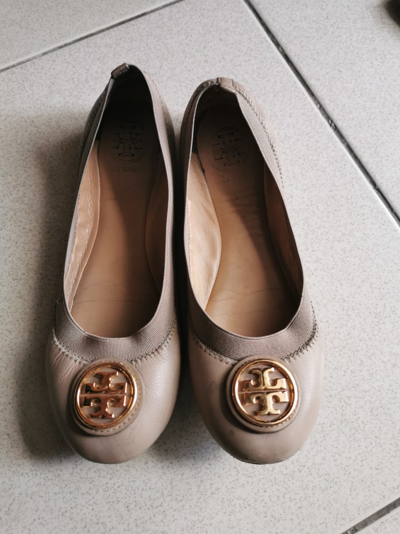 tory burch caroline flat