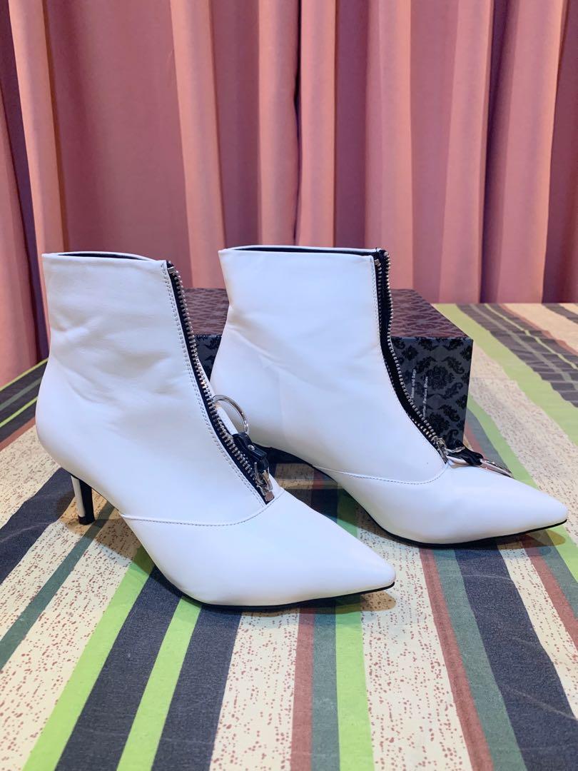 Parisian boots price sale