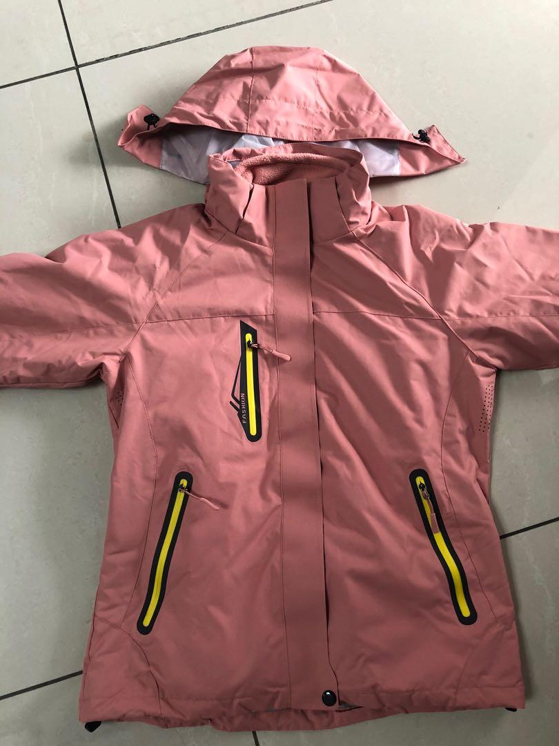 Winter Jacket (Category: Coats, Jackets and Outerwear) located in Johor Bahru. Submitted by laluna129 (Listing ID 268854575, Image 1). Description: New jacket. It came late for my trip. Never use it. Price including postage. Can be detached as shown in picture. .