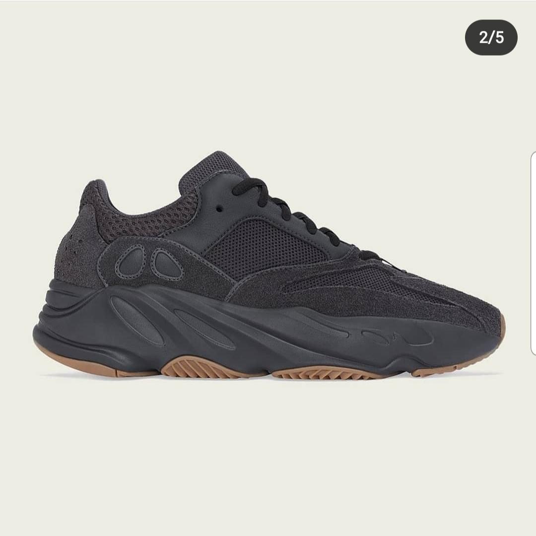BN Yeezy Boost 700 Utility Black, Men's Fashion, Footwear, Sneakers on  Carousell