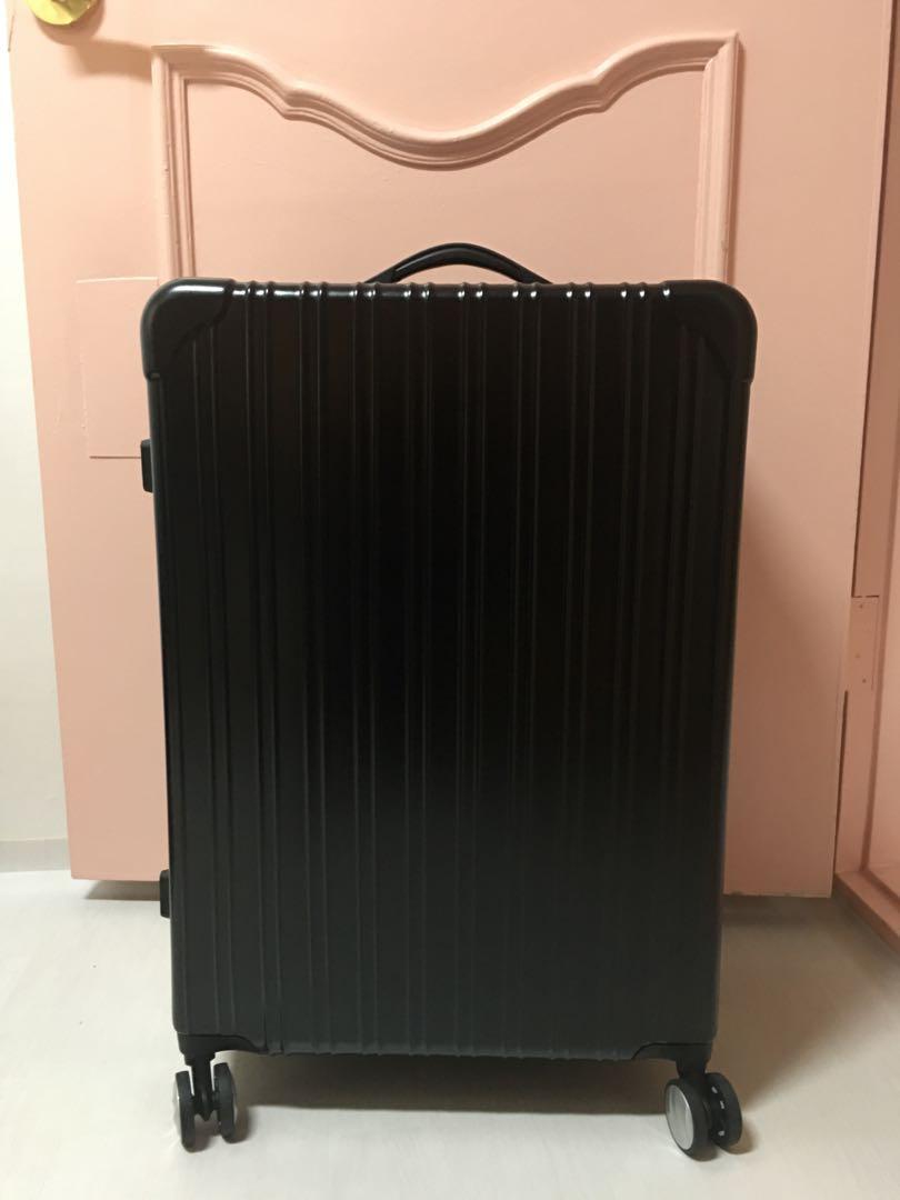 20kg suitcase