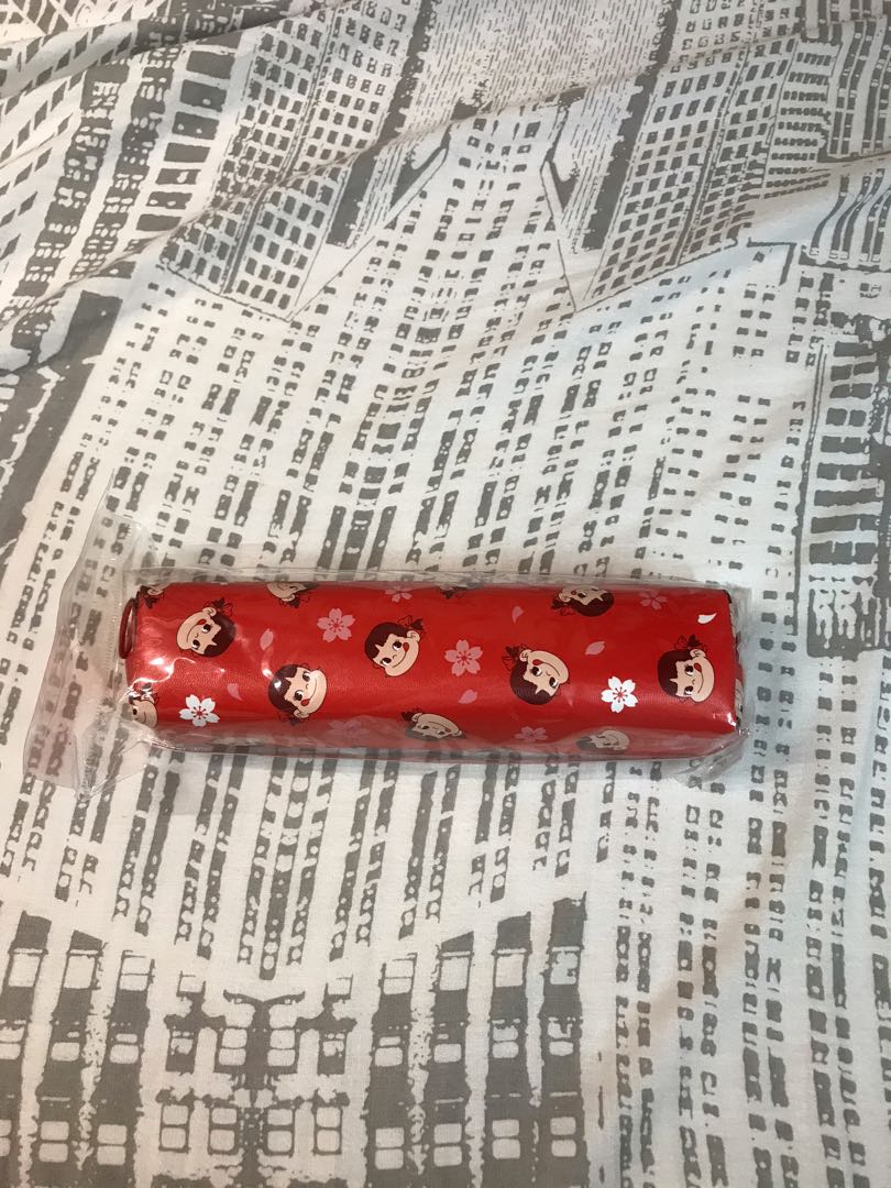 Milky Zip Pencil Comestic Case 書本 文具 雜誌及其他 Carousell