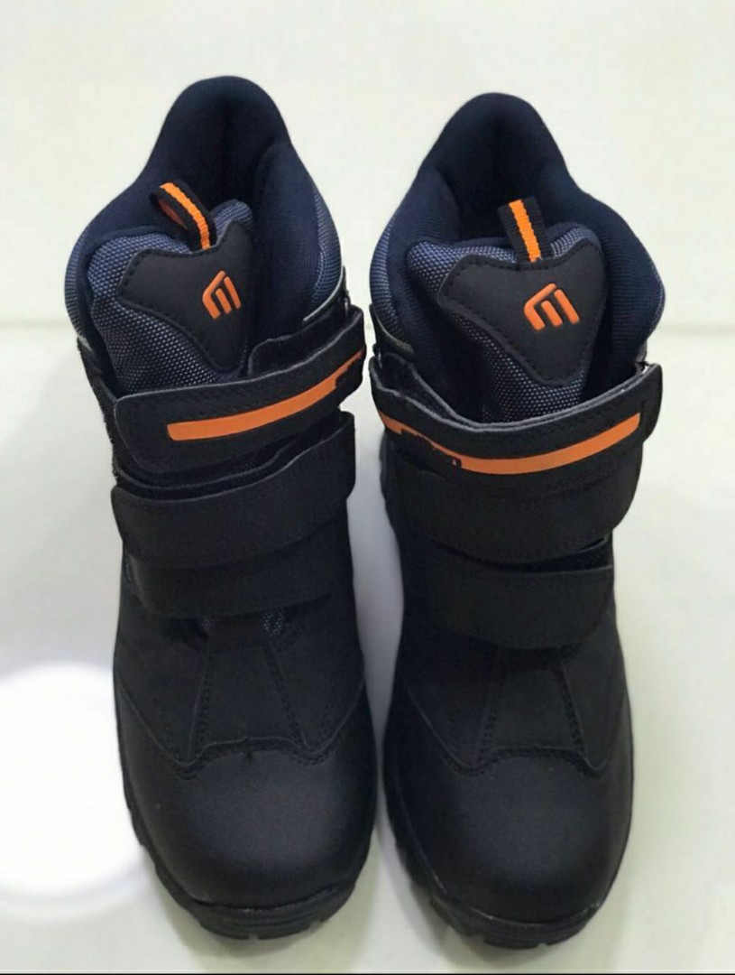 boys nike winter boots