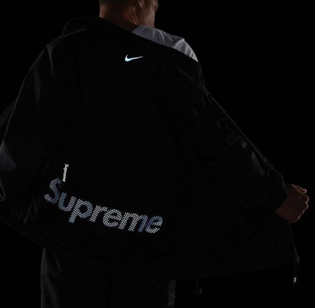 Nikelab supreme top