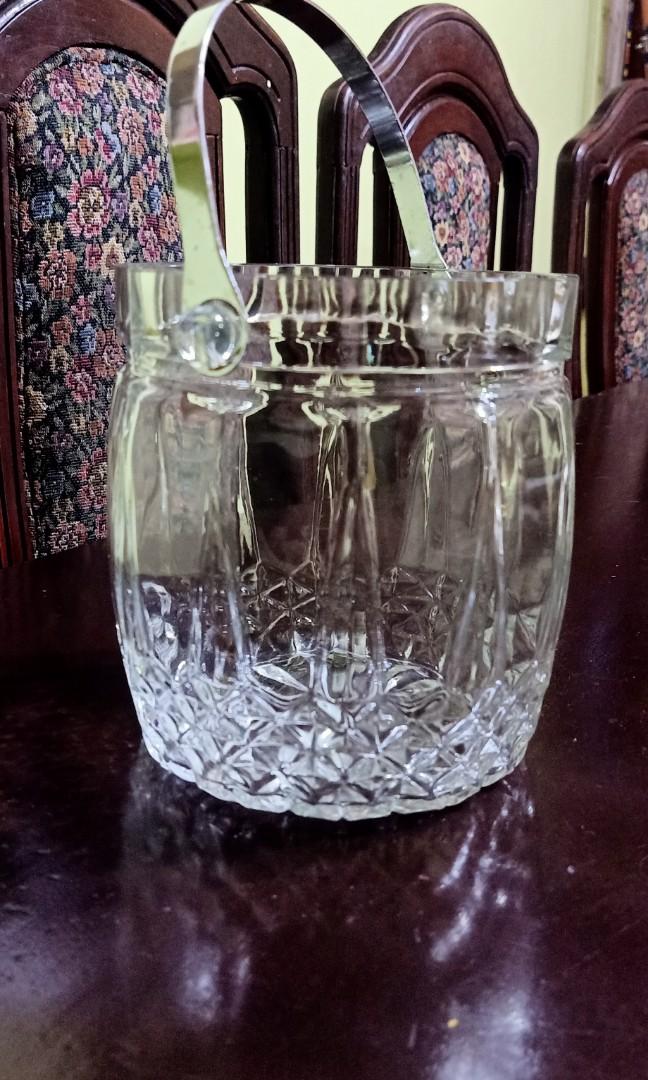 Old crystal ice bucket (Category: Food Organization & Storage) located in Tayabas. Submitted by sahayamay77 (Listing ID 269092834, Image 1). Description: Crystal with stainless handle.
