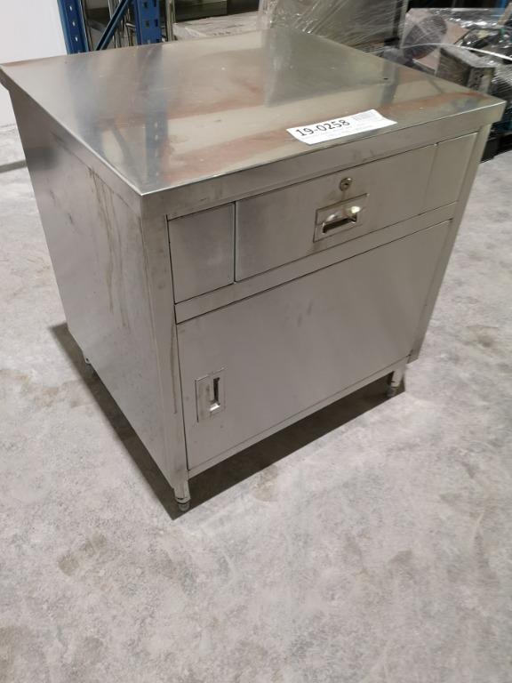 Stainless steel POS with 1 door + 1 drawer, TV & Home