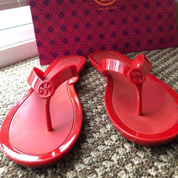 Tory Burch Red Jelly Sandals, Women's Fashion, Footwear, Flats on Carousell