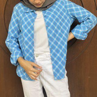 kemeja flannel biru muda